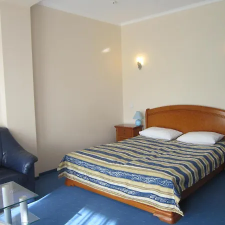 квеле מלון 4*