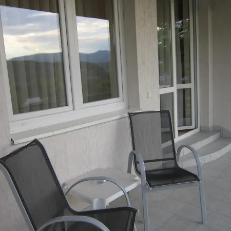 квеле פוליאנה