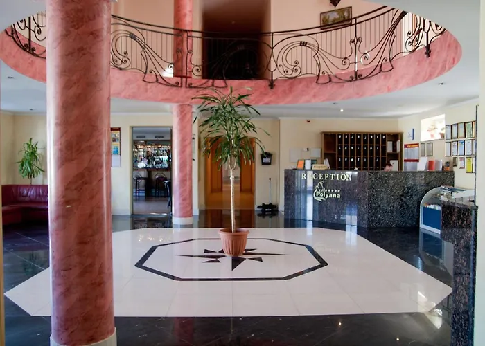 квеле 波利亚纳