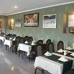 квеле Hotel