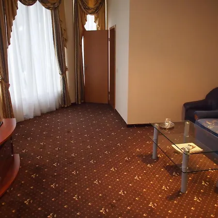 квеле 폴리아나