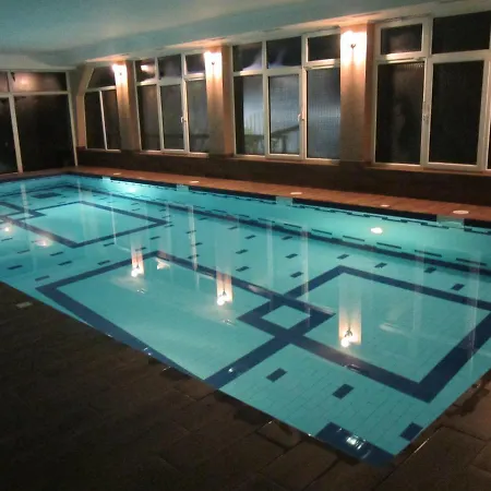 квеле 호텔 4*