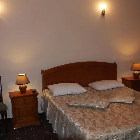 квеле 호텔 4*