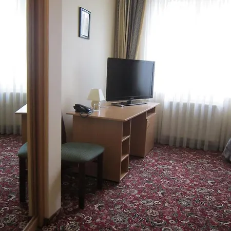 квеле 4*