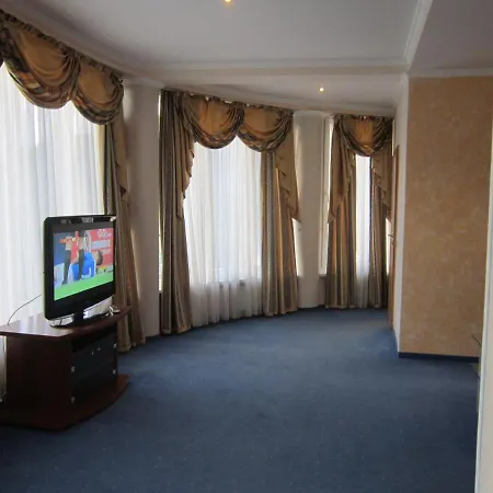 Hotel квеле