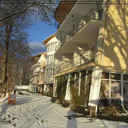 квеле 4* Polyana (Transcarpathia)
