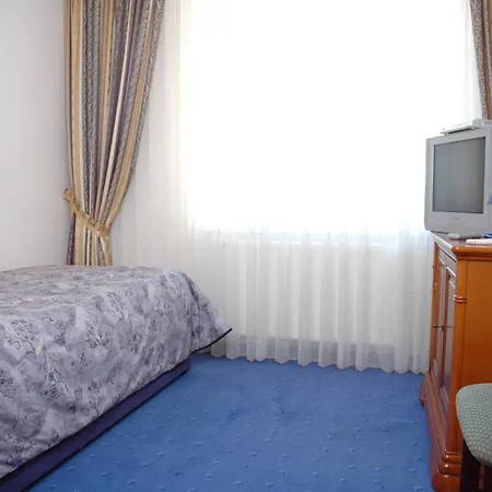 квеле 4* Polyana (Transcarpathia)