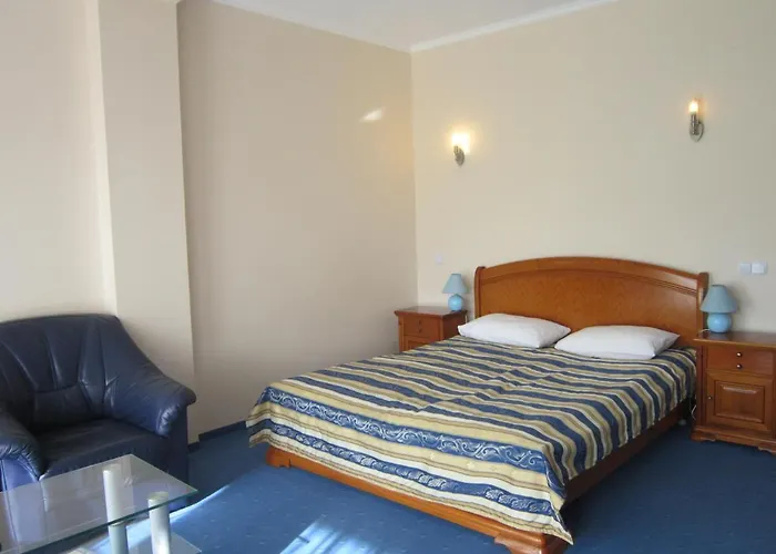 квеле Hotel 4*
