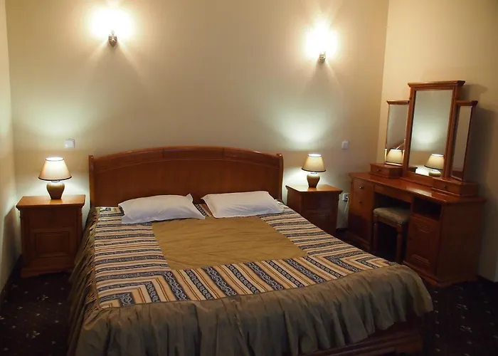 квеле Hotel Polyana (Transcarpathia)