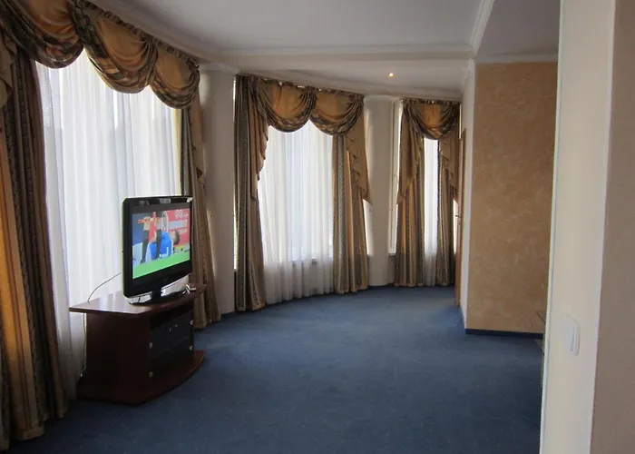 Hotel квеле