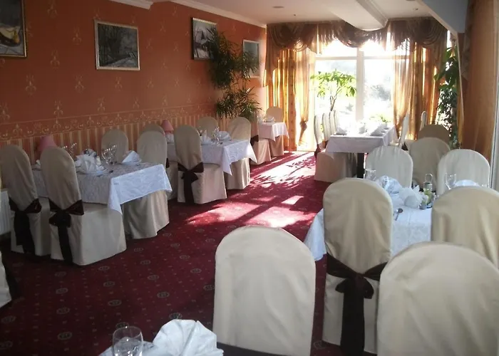 квеле Hotel 4*