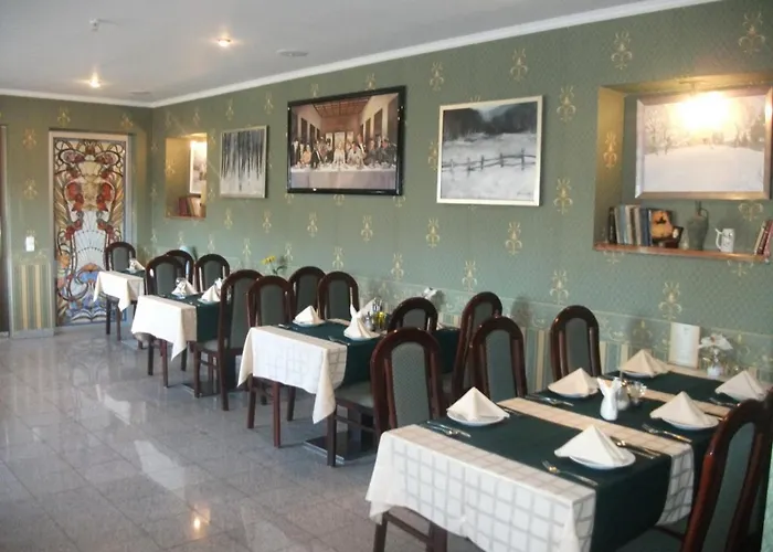 квеле Hotel
